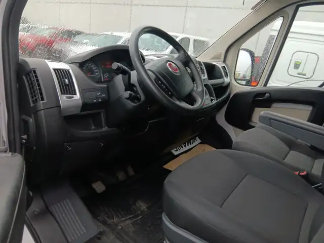 Fiat Ducato view 6