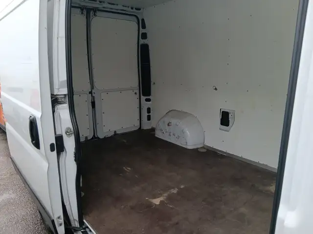 Fiat Ducato view 4