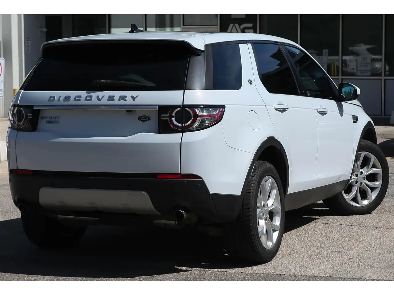 Land Rover Discovery Sport снимка Land Rover Discovery Sport