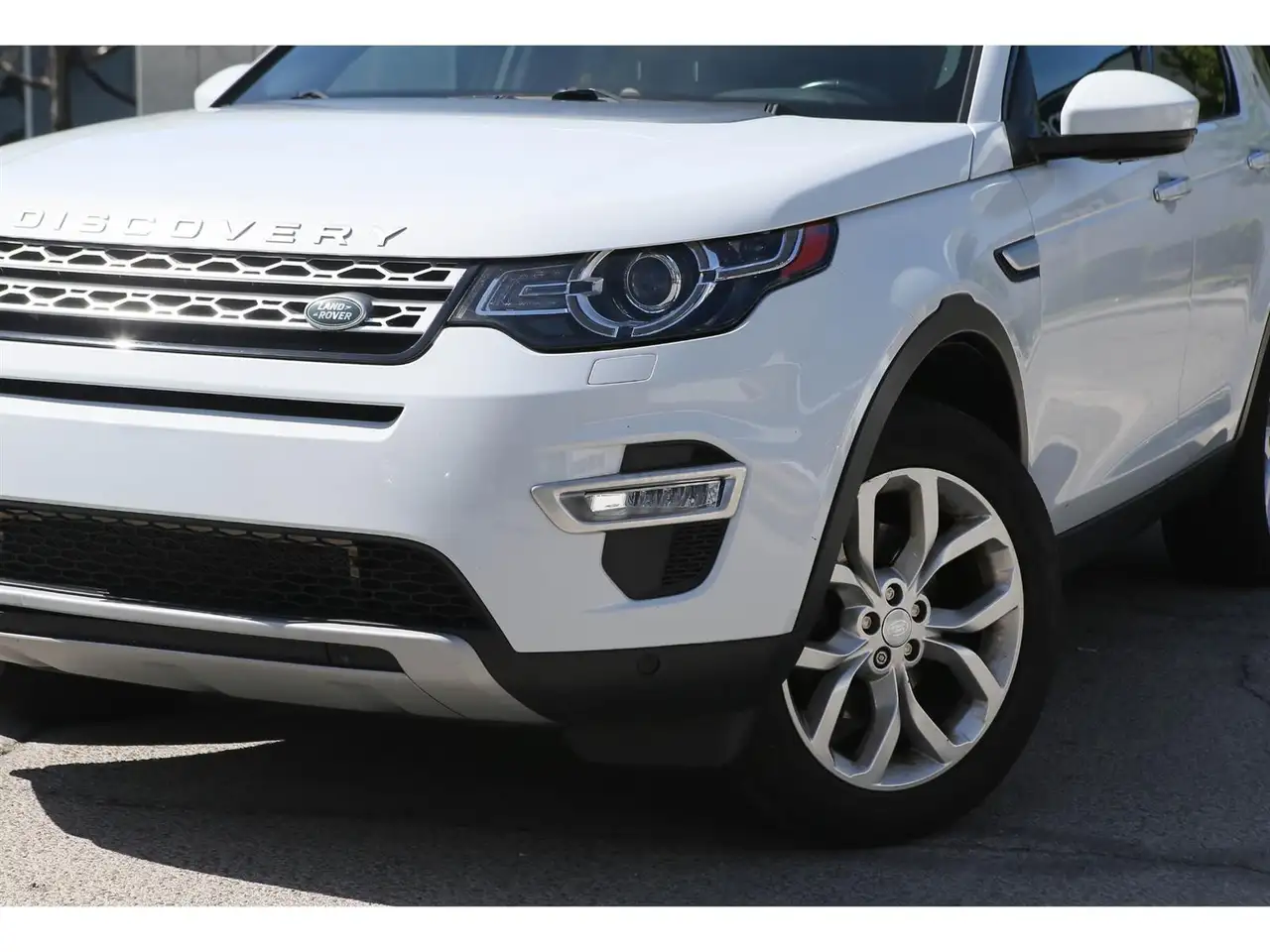 Land Rover Discovery Sport снимка Land Rover Discovery Sport