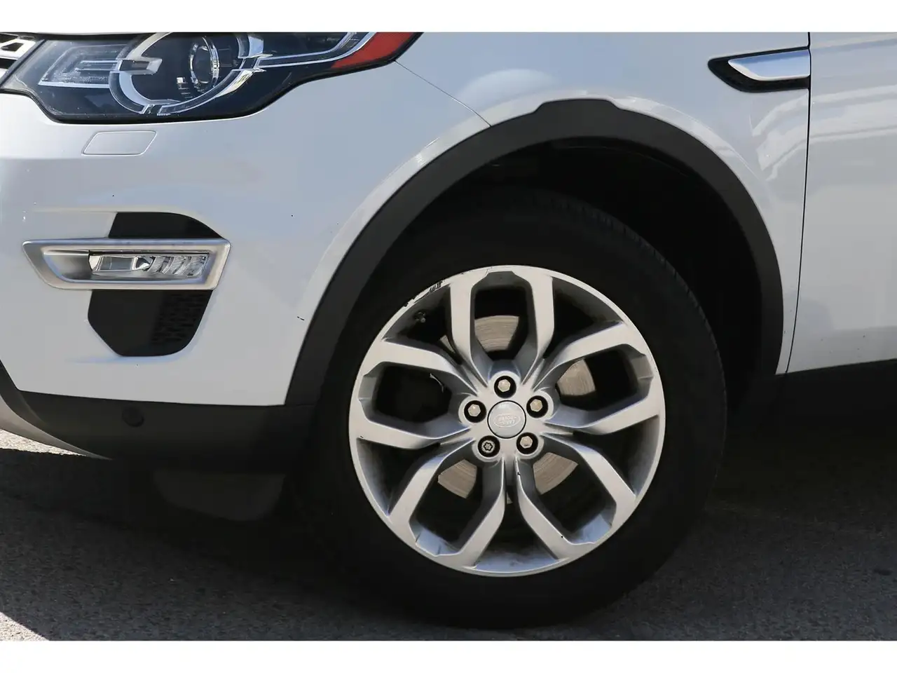 Land Rover Discovery Sport снимка Land Rover Discovery Sport