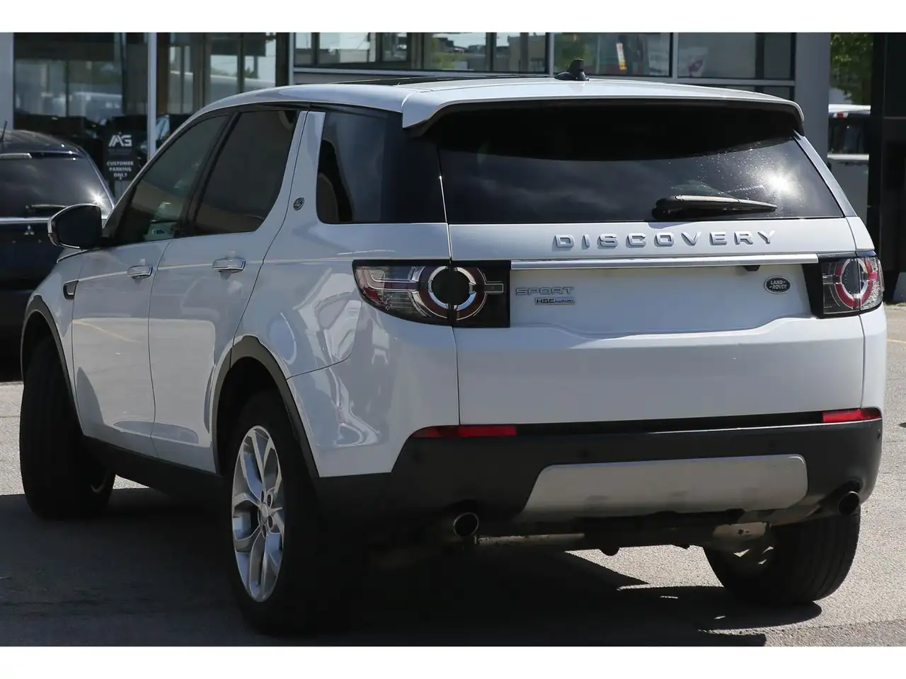 Land Rover Discovery Sport снимка Land Rover Discovery Sport