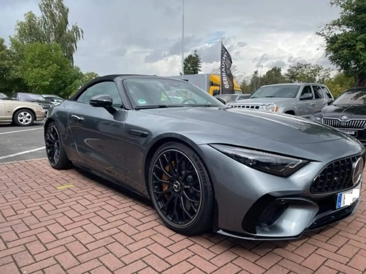 Mercedes-Benz SL 63 AMG Grau - 2