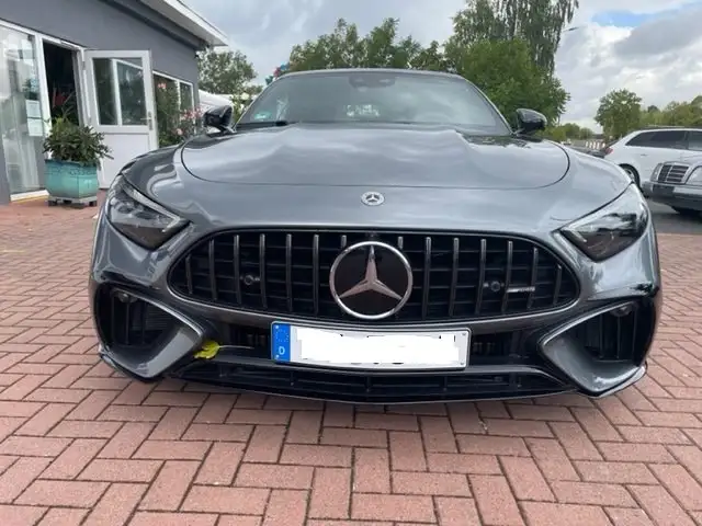 Mercedes-Benz SL 63 AMG