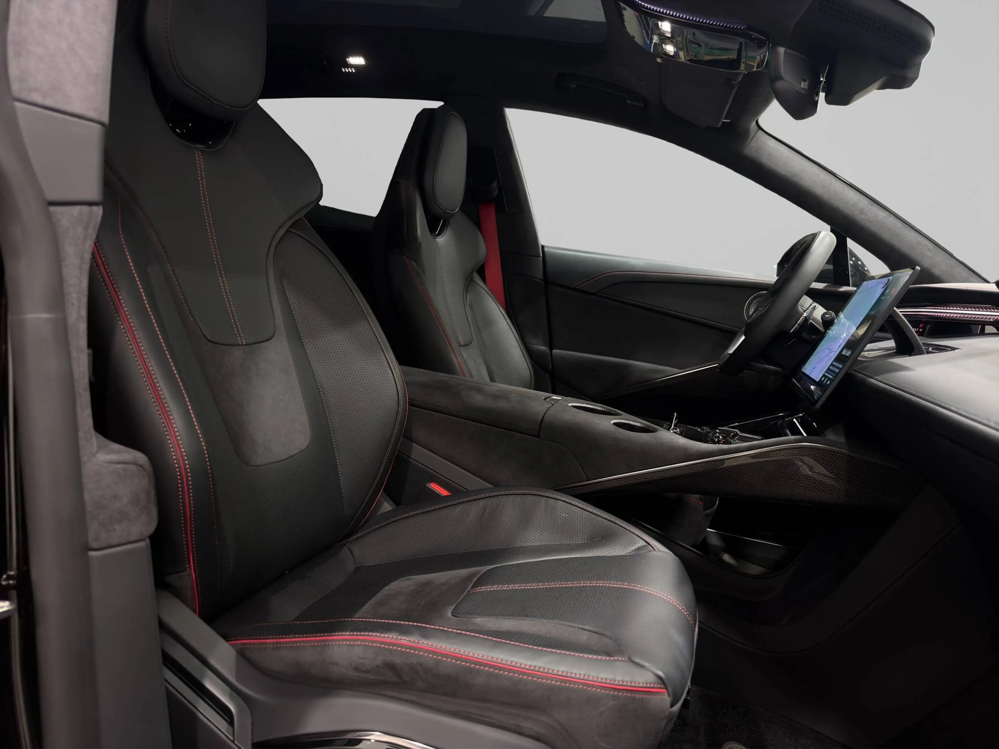 Lotus Eletre 109 kWh 4WD EDS 612 ch ***KEF SURROUND SYSTEM*SMART PANORAMIC ROOF*HEATED ELECTRIC SEATS*** — photo 11