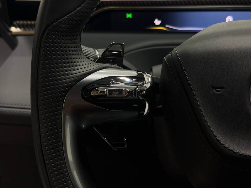 Lotus Eletre 109 kWh 4WD EDS 612 ch ***KEF SURROUND SYSTEM*SMART PANORAMIC ROOF*HEATED ELECTRIC SEATS*** — photo 15