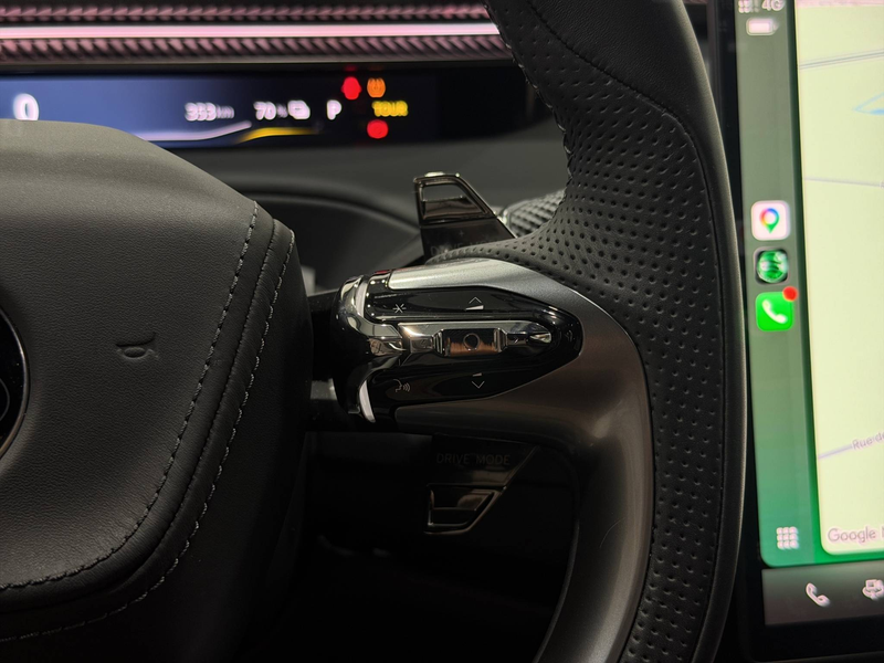 Lotus Eletre 109 kWh 4WD EDS 612 ch ***KEF SURROUND SYSTEM*SMART PANORAMIC ROOF*HEATED ELECTRIC SEATS*** — photo 14