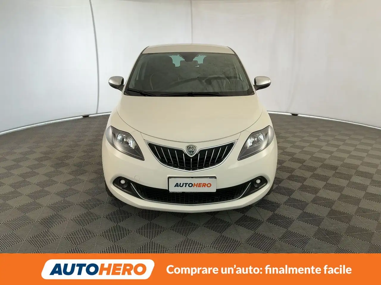 Lancia Ypsilon 2023 — фото 9