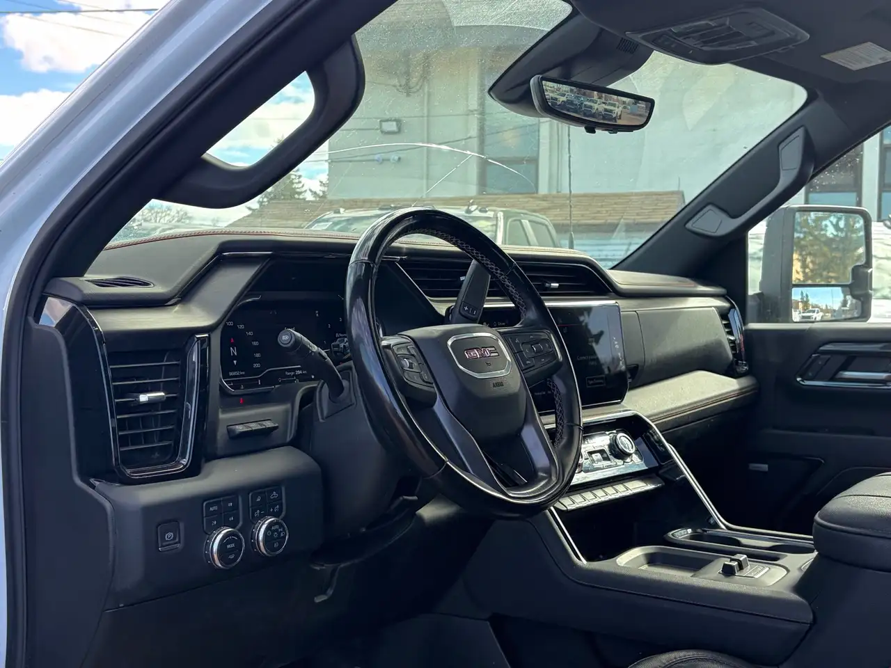 GMC Sierra 3500HD photo GMC Sierra 3500HD