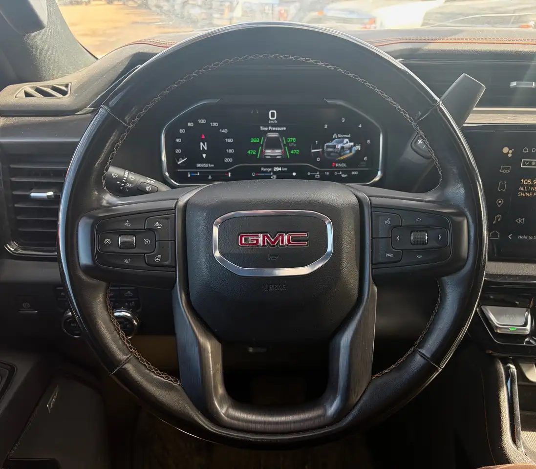 GMC Sierra 3500HD photo GMC Sierra 3500HD