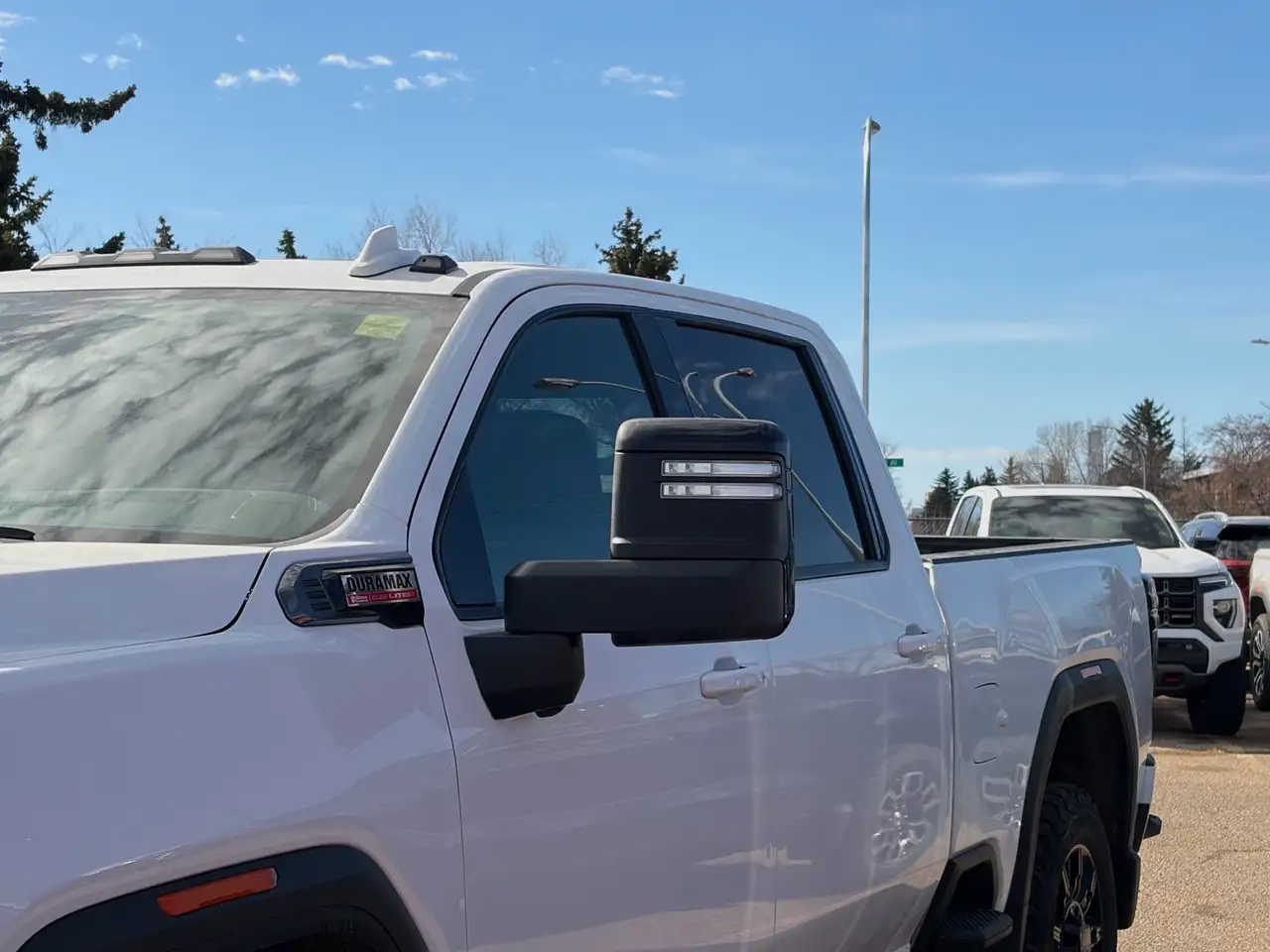 GMC Sierra 3500HD photo GMC Sierra 3500HD