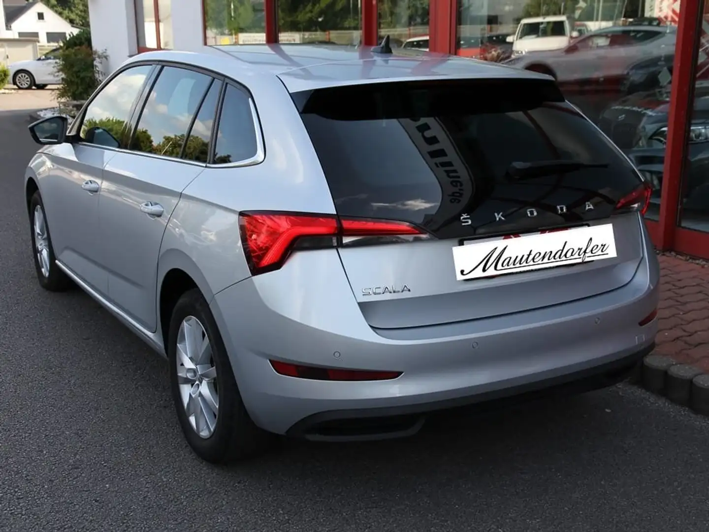 Skoda Scala Ambition 1,0 TSI Grigio - 2