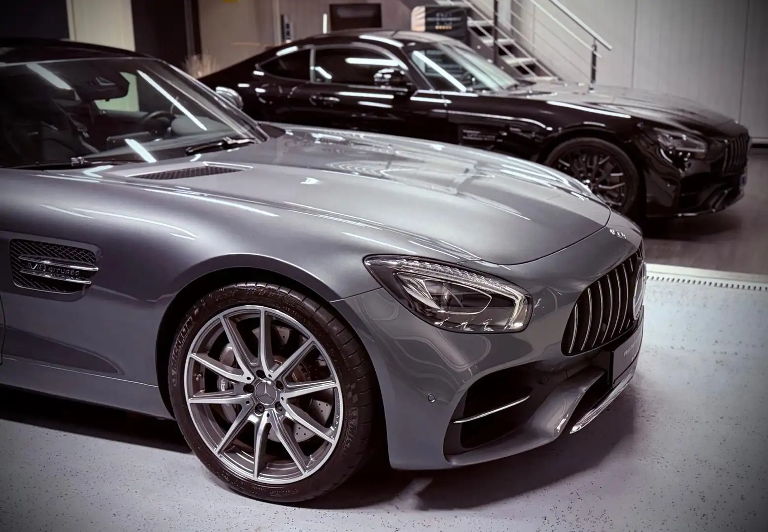 Mercedes-Benz AMG GT 63 Coupe*7G*Pano*Kamera*Burmester*Garantie Grau - 1
