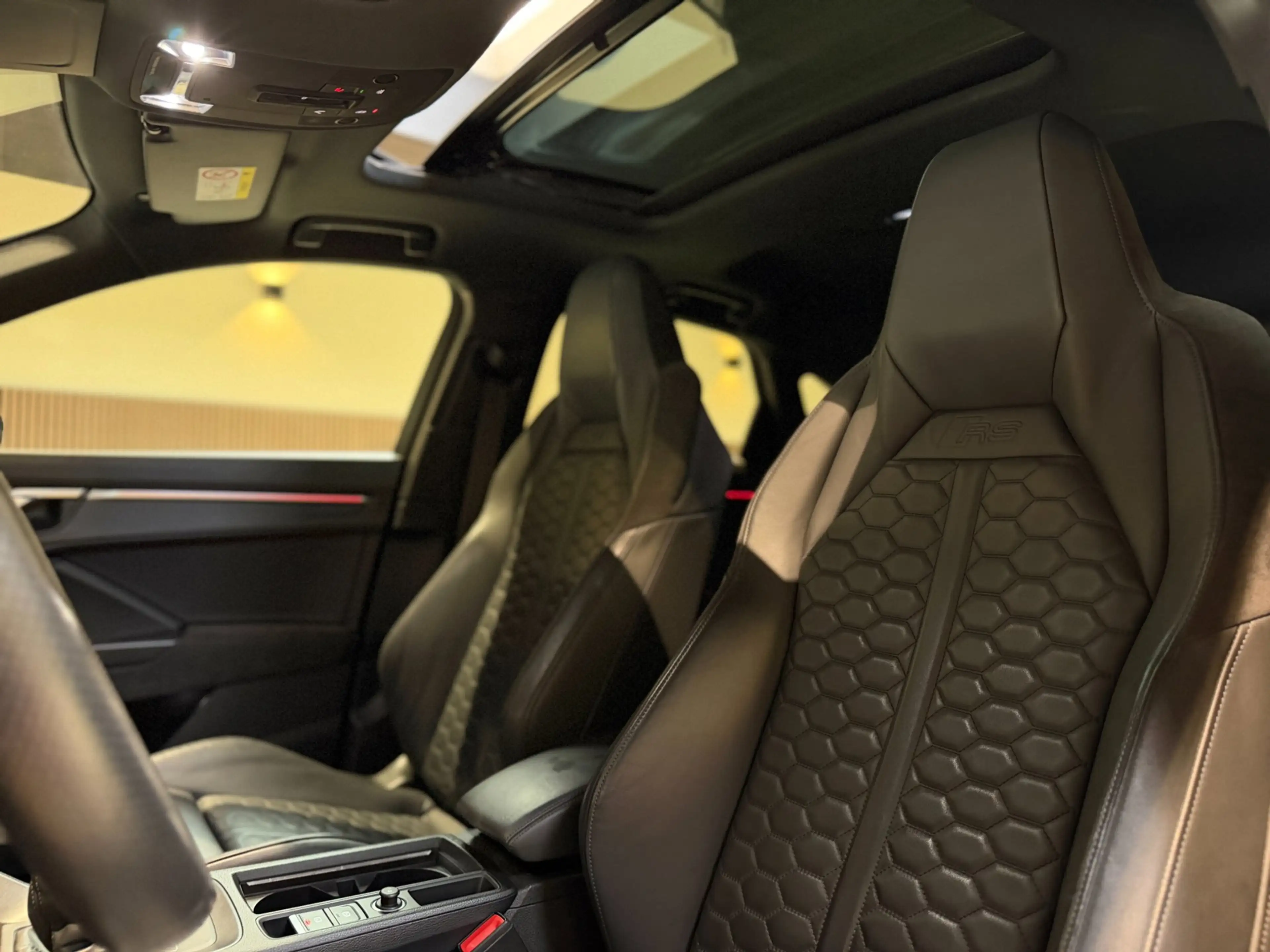 Audi RS Q3 RSQ3 Sportback 2.5 TFSI|Pano|RS Seats|Camera|Sonos — photo 4