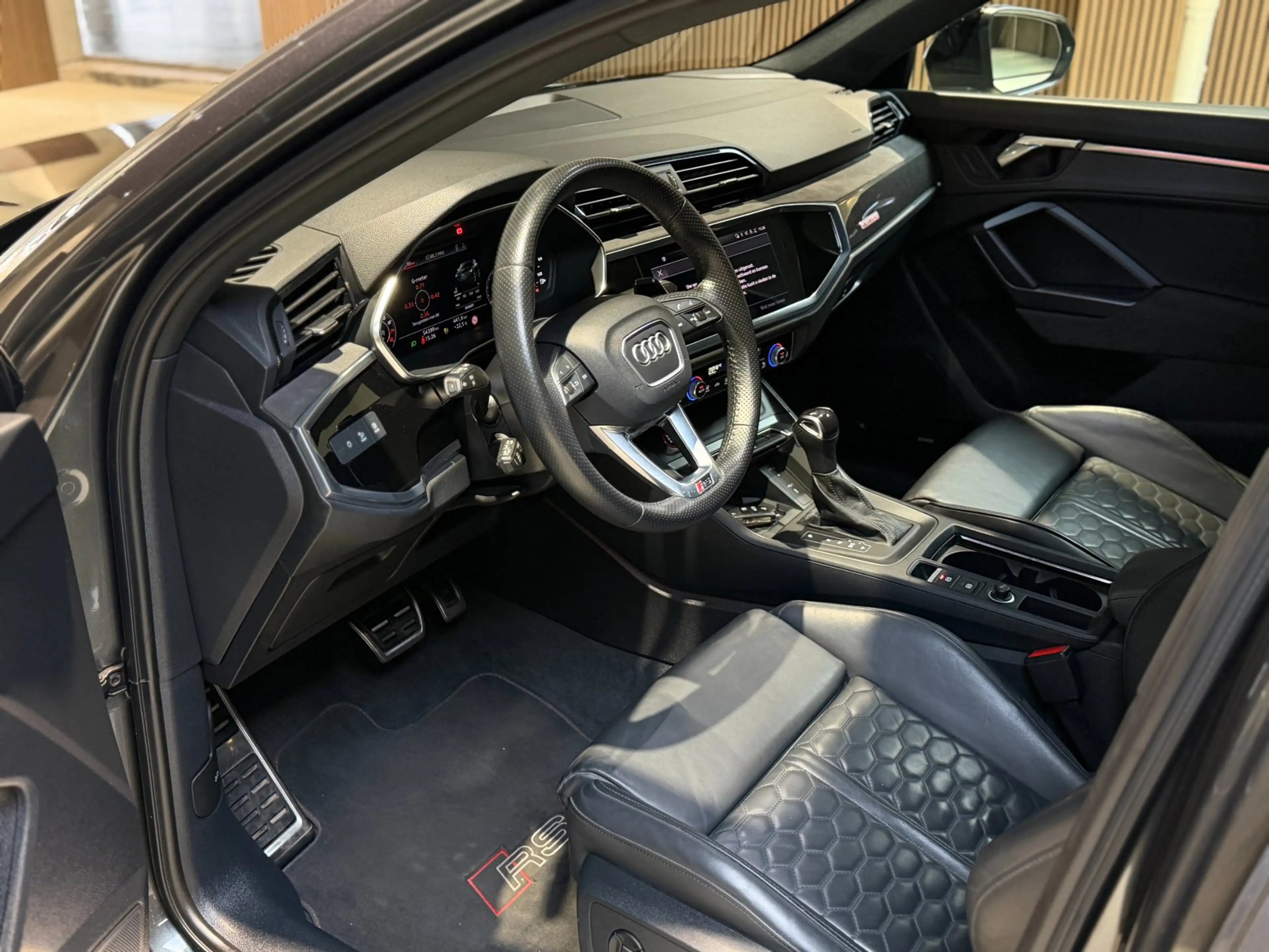 Audi RS Q3 RSQ3 Sportback 2.5 TFSI|Pano|RS Seats|Camera|Sonos — photo 23