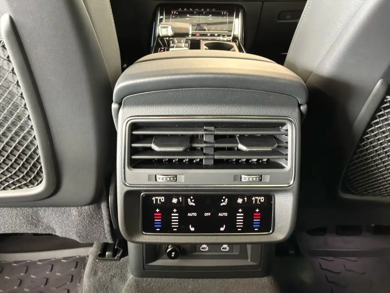 Audi Q7 снимка Audi Q7