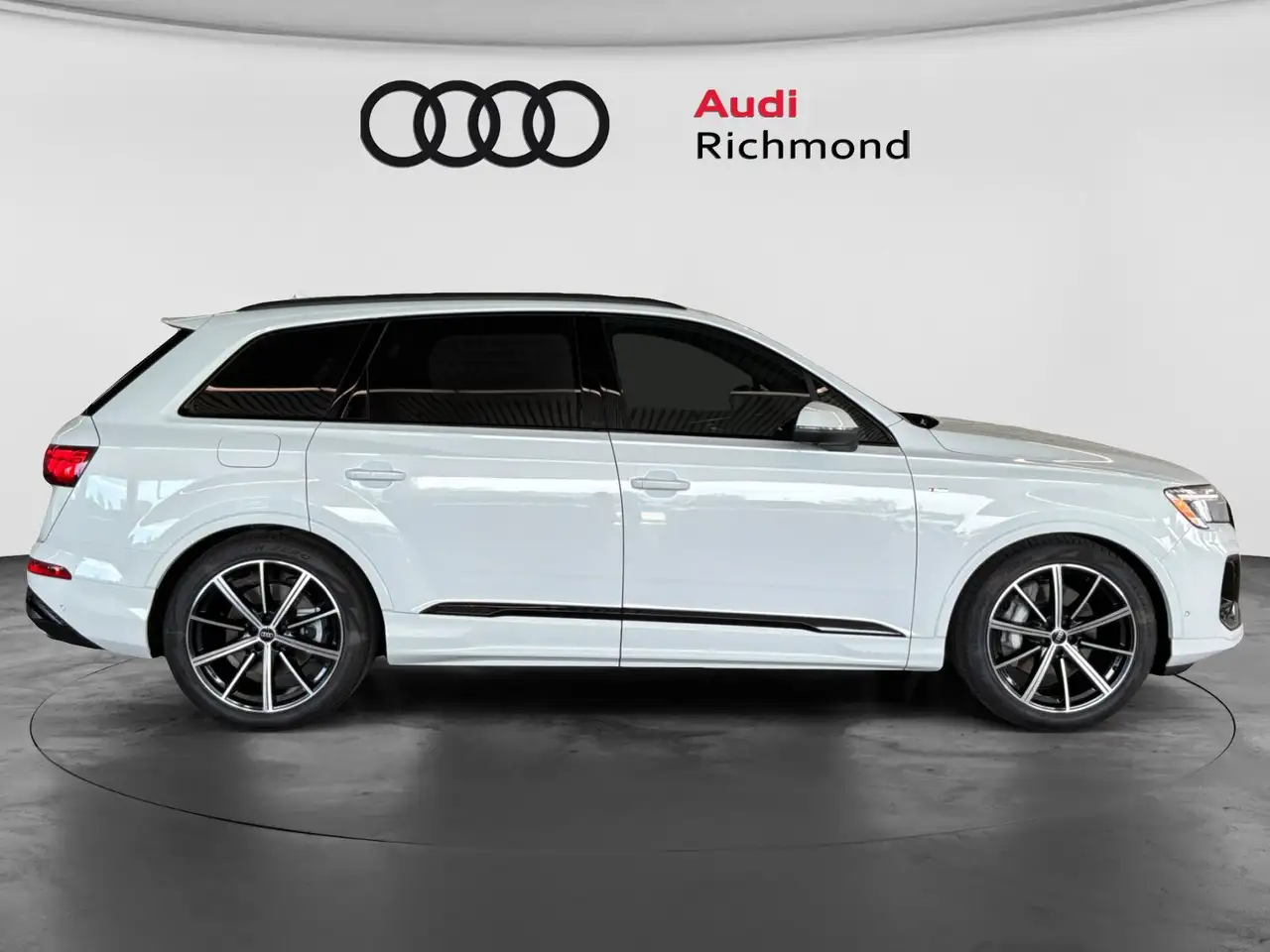 Audi Q7 снимка Audi Q7