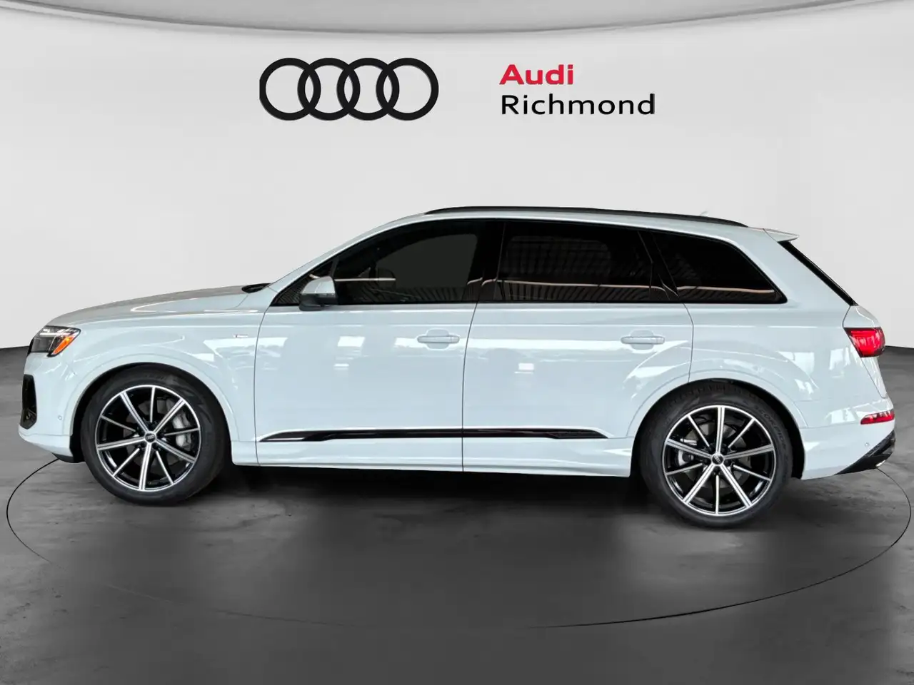Audi Q7 снимка Audi Q7