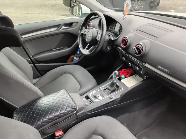 Audi A3 view 24