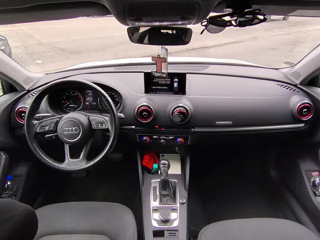 Audi A3 view 11