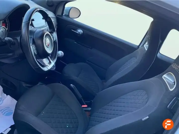 Abarth 500 2022, foto 10