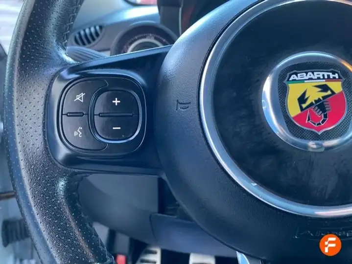 Abarth 500 2022, foto 15