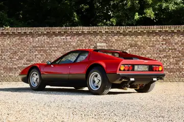 Ferrari 365GTB Daytona ストリート　1976年　レッド Ferrari 365 autovehicule second-hand cumpărați pe AutoScout24