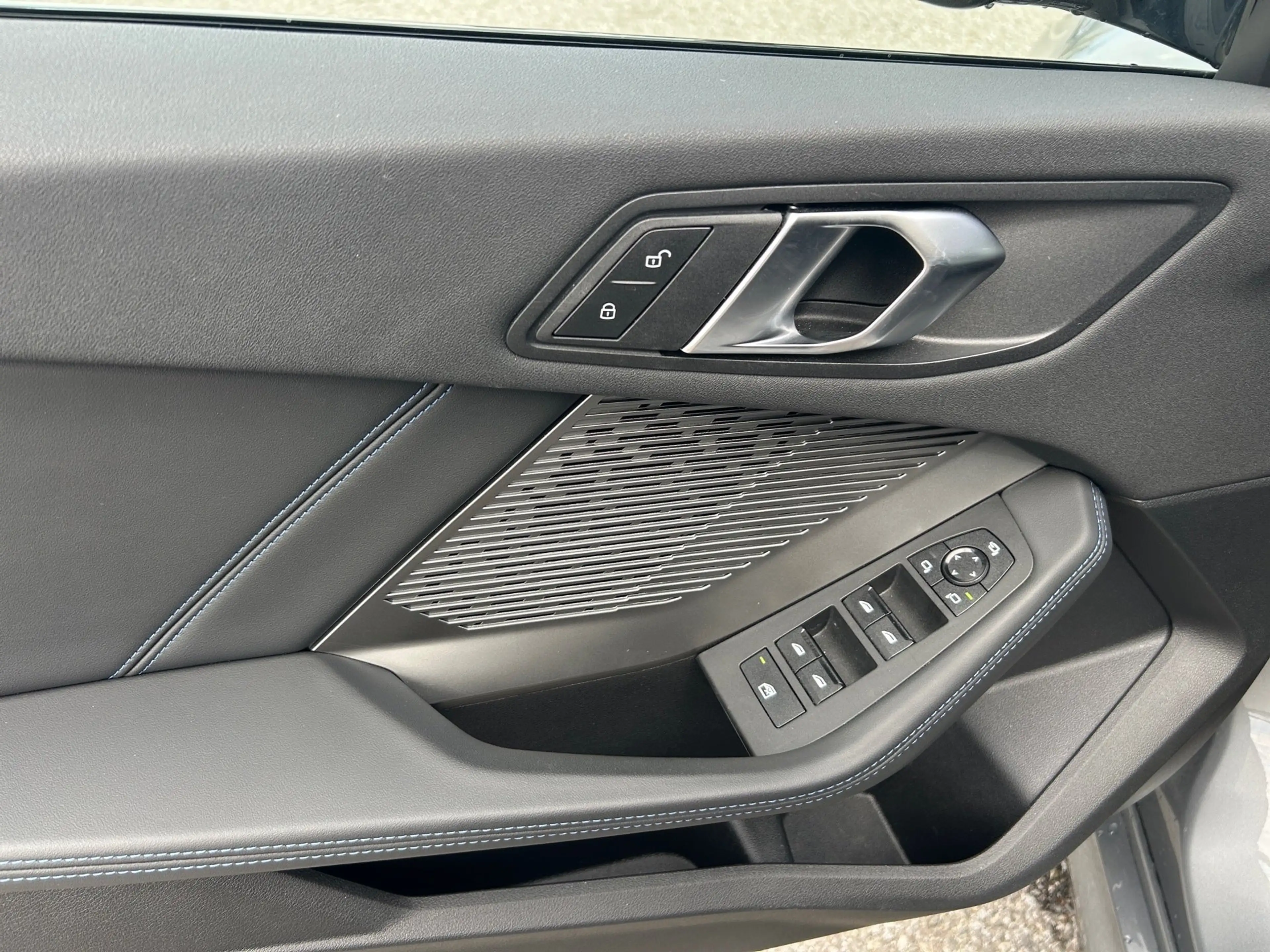 BMW 120 d — photo 14