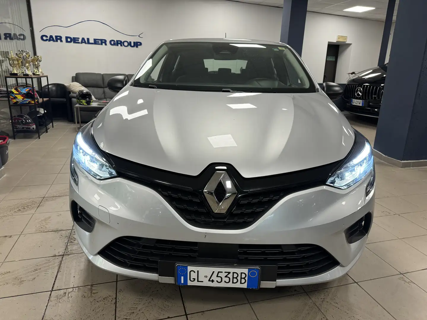 Renault Clio Clio V 2019 1.0 sce Life 65cv my21 Argento - 2