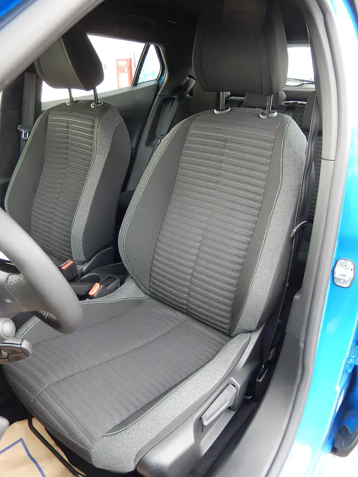 Peugeot 2008 1,2 PureTech 100 S&S Active 6-Gang-Manuell 10