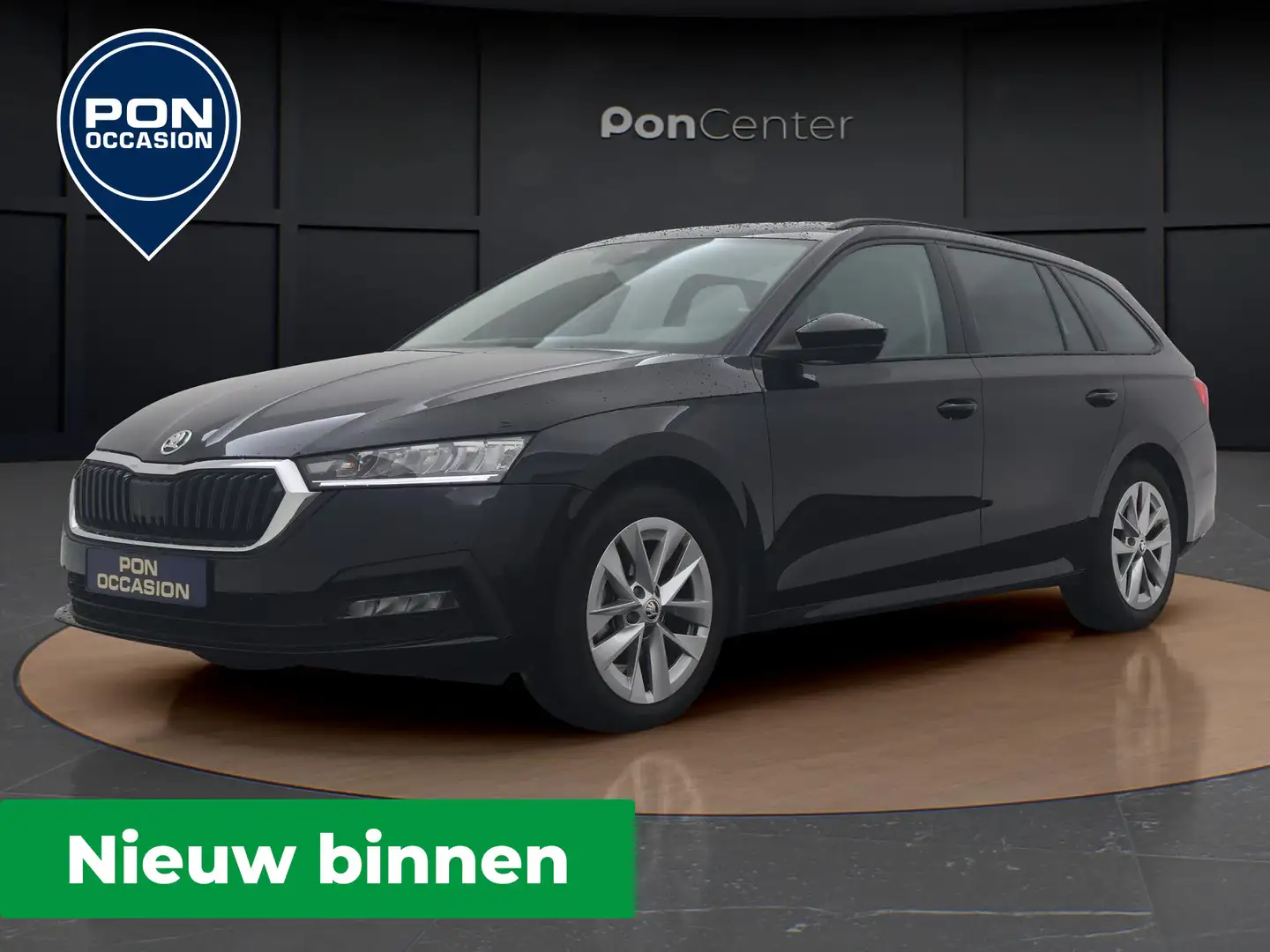 Skoda Octavia Combi 1.0 e-TSI Business Edition Plus | NIEUW BINN Zwart - 1