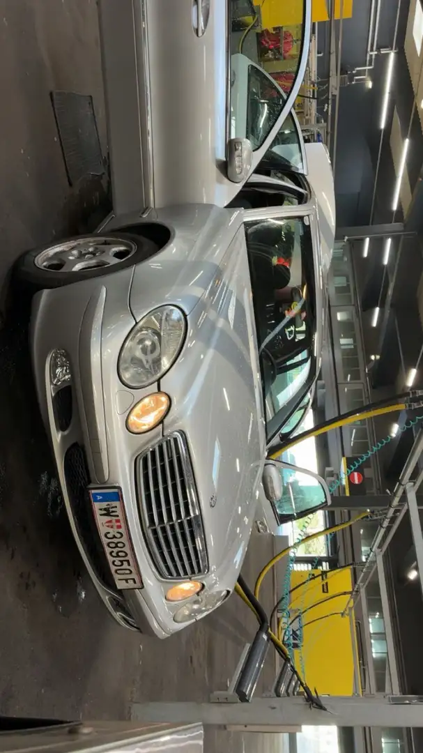 Mercedes-Benz E 220 -Avantgarde CDI Aut. - 1