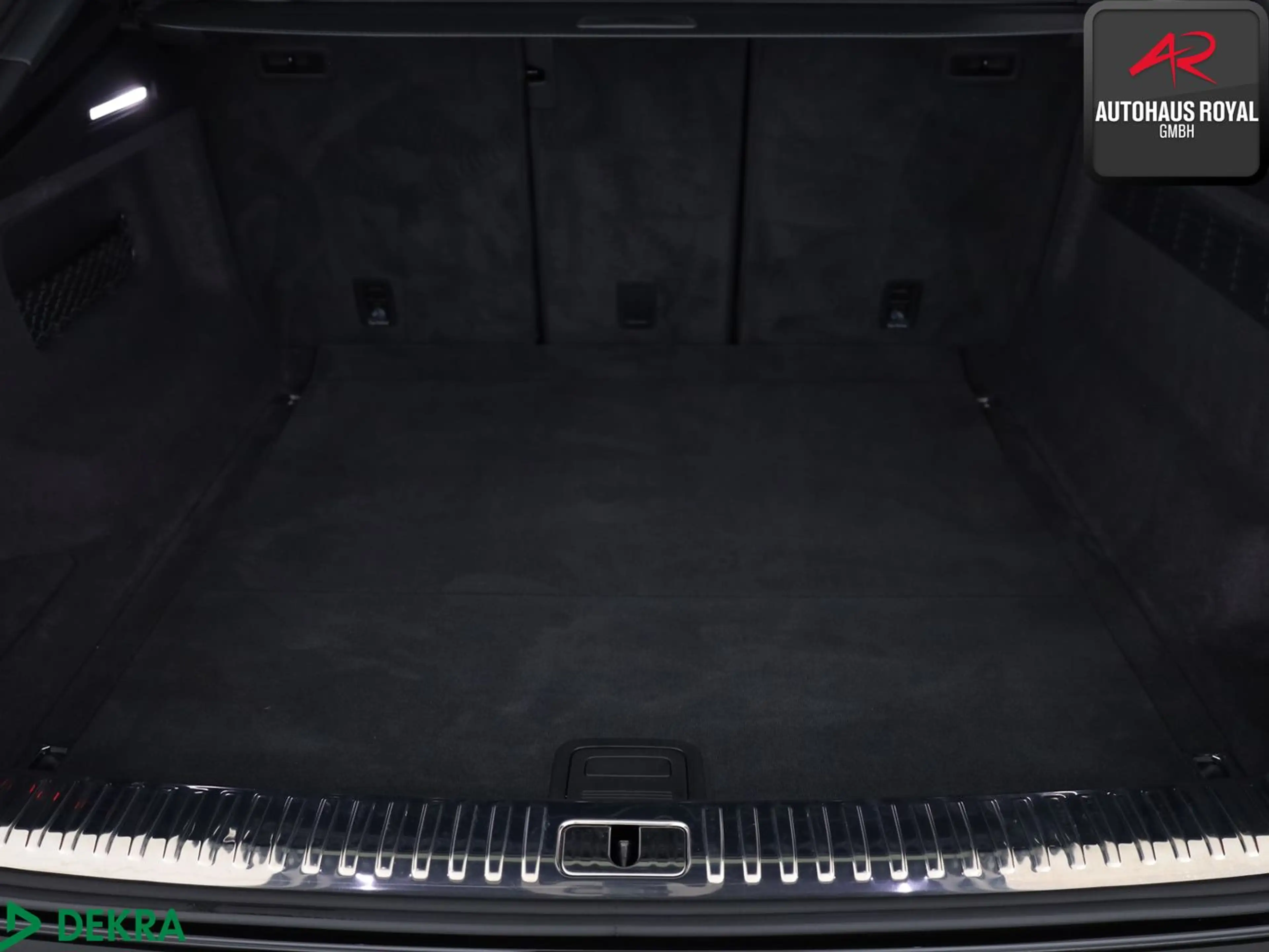 Audi SQ8 4.0 TFSI qu MASSAGE,RAUTEN,MATRIX,BANG+O,HUD — photo 14