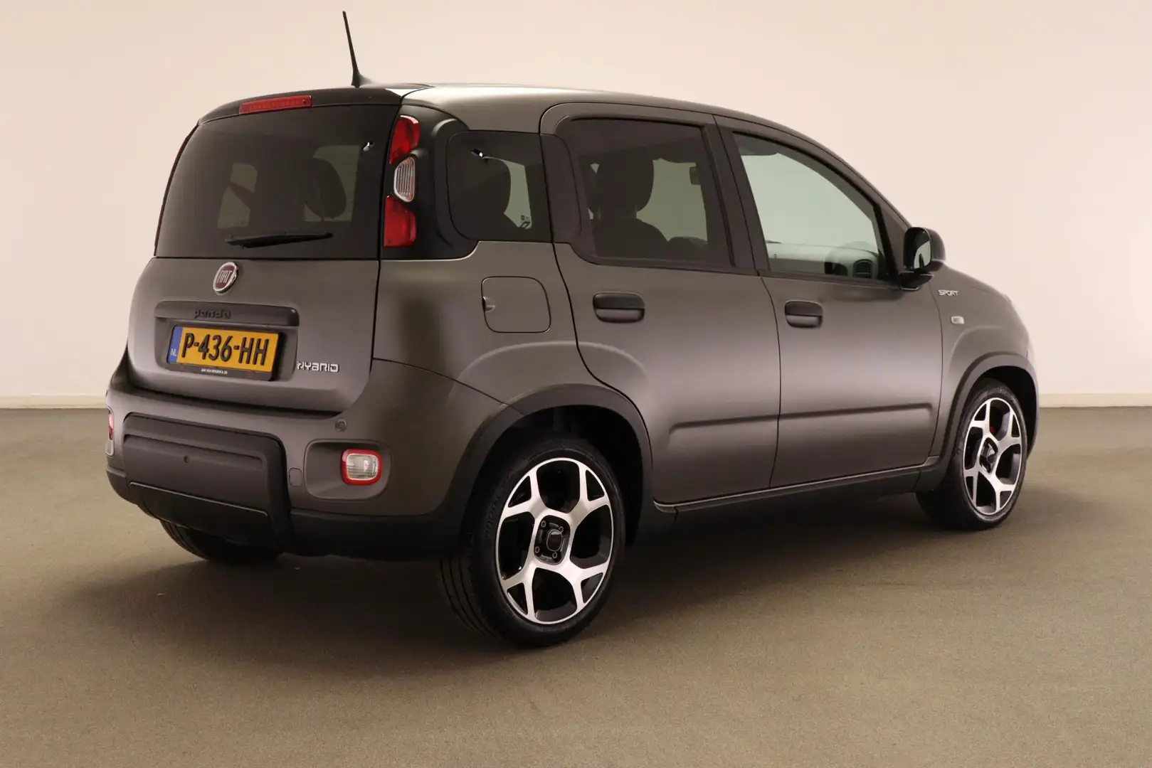 Fiat Panda 1.0 Hybrid Sport | SPECIALE KLEUR Grijs - 2