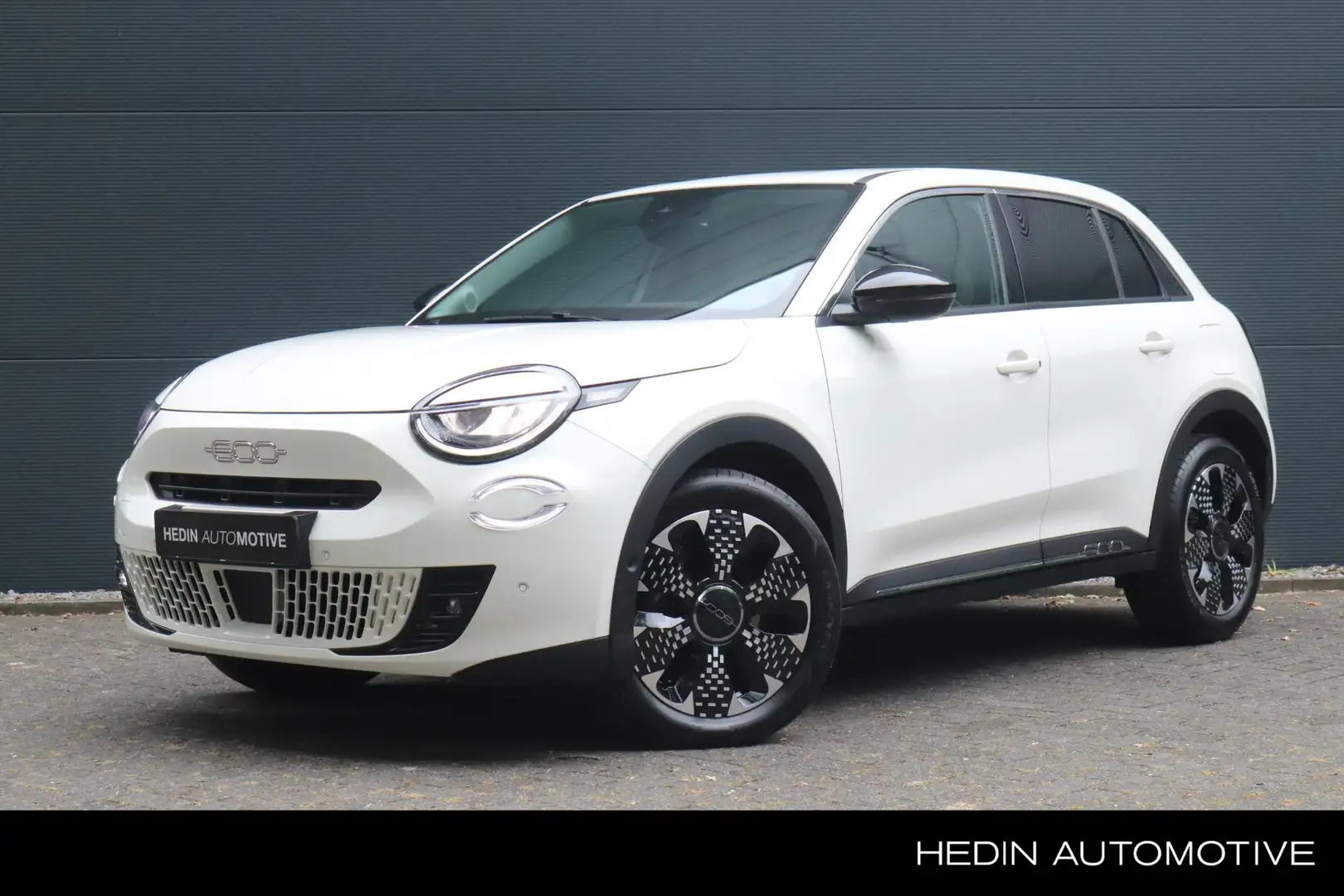 Fiat 600 1.2 Hybrid La Prima | Navigatie | Stoelmassage | C Wit - 1