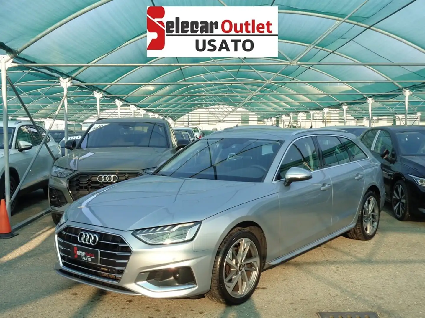 Audi A4 Avant 40 g-tron S tronic Business Advanced Argento - 1
