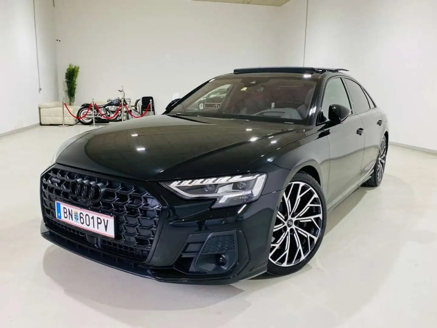 Audi A8 60 TFSI e quattro N.P: 156.466 EURO Schwarz - 2