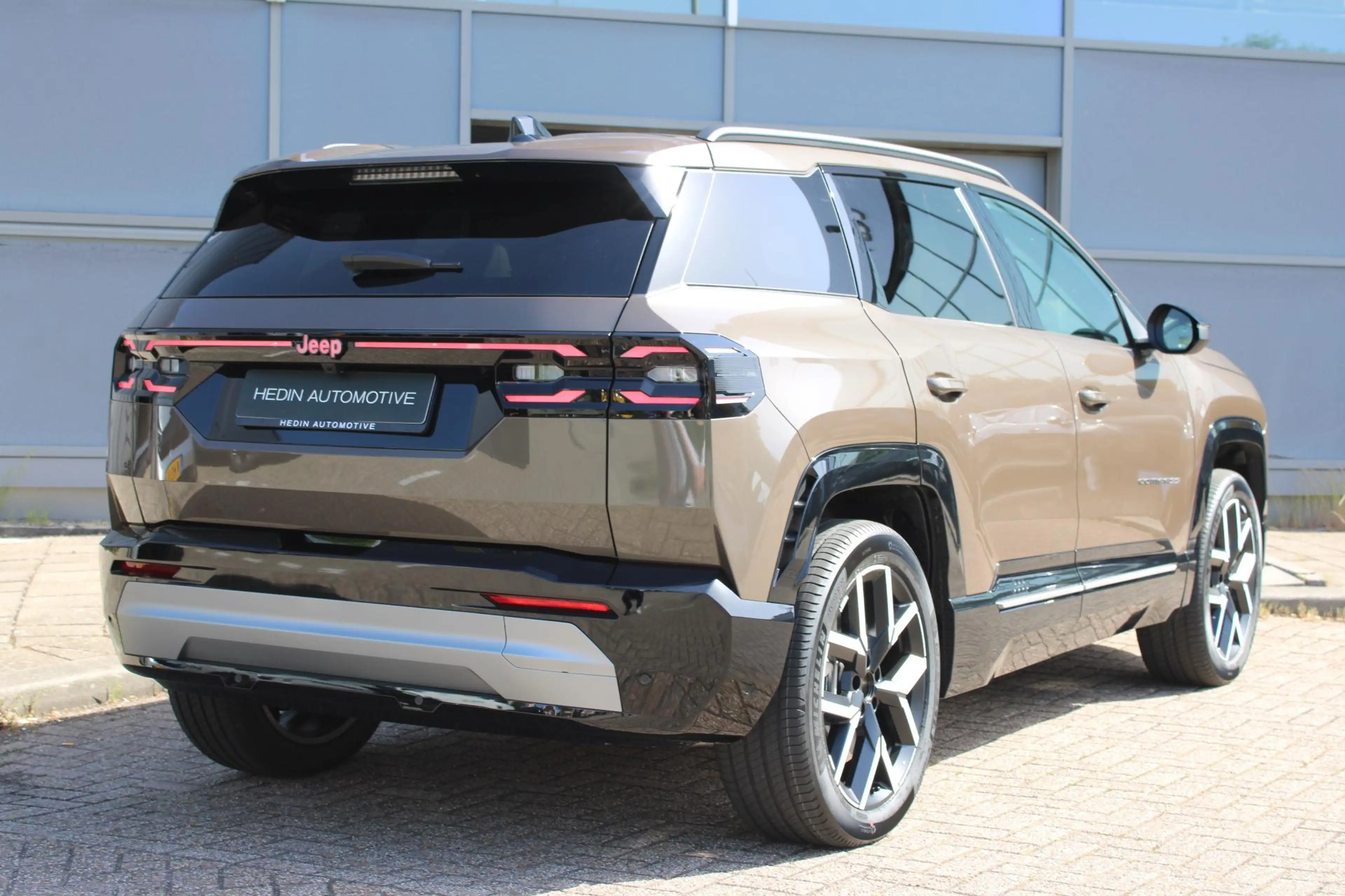 Jeep Compass First Edition 74 kWh | Schuif/ Kanteldak | Lederen — photo 2