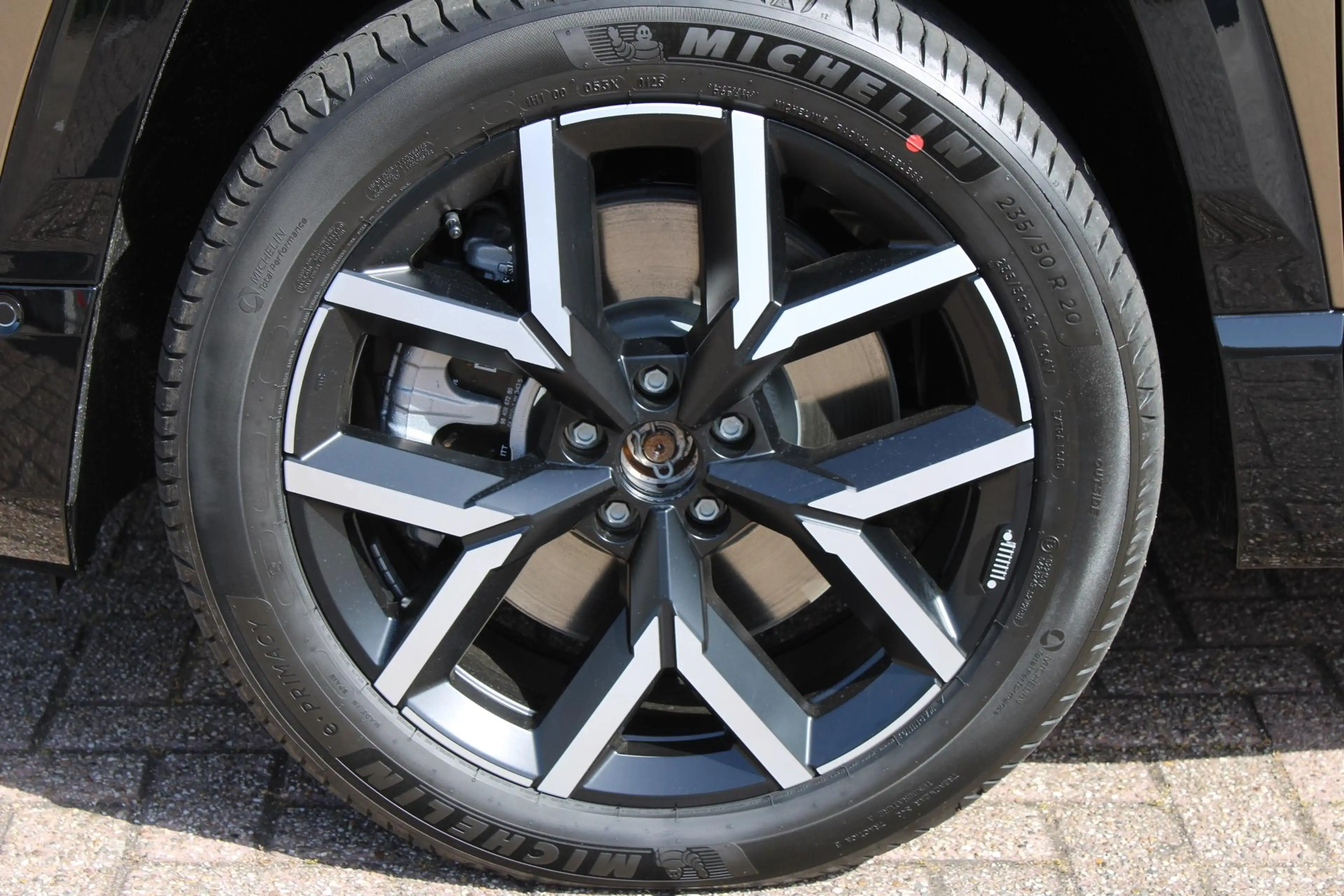 Jeep Compass First Edition 74 kWh | Schuif/ Kanteldak | Lederen — photo 4