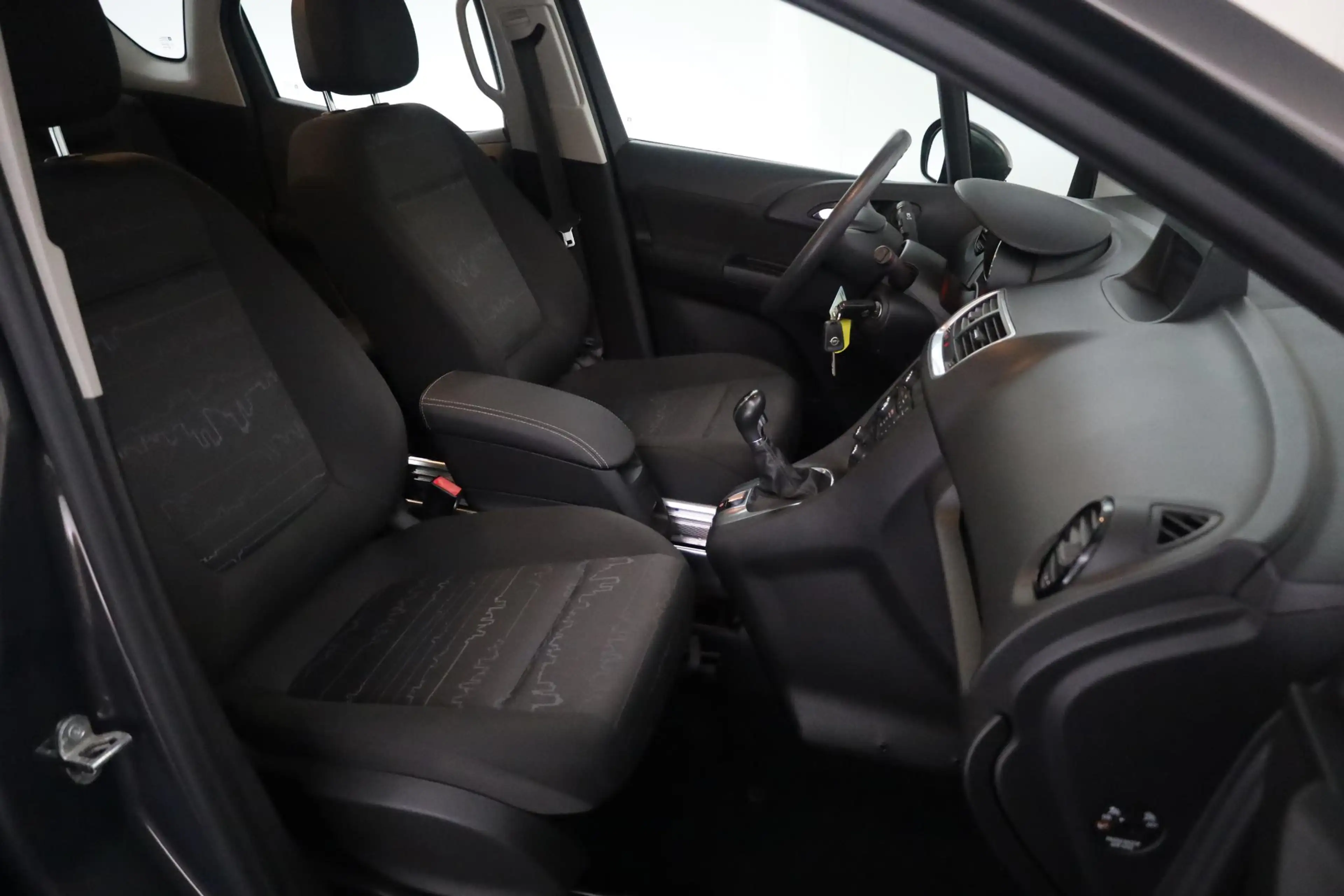 Opel Meriva 1.4 Cosmo — photo 12