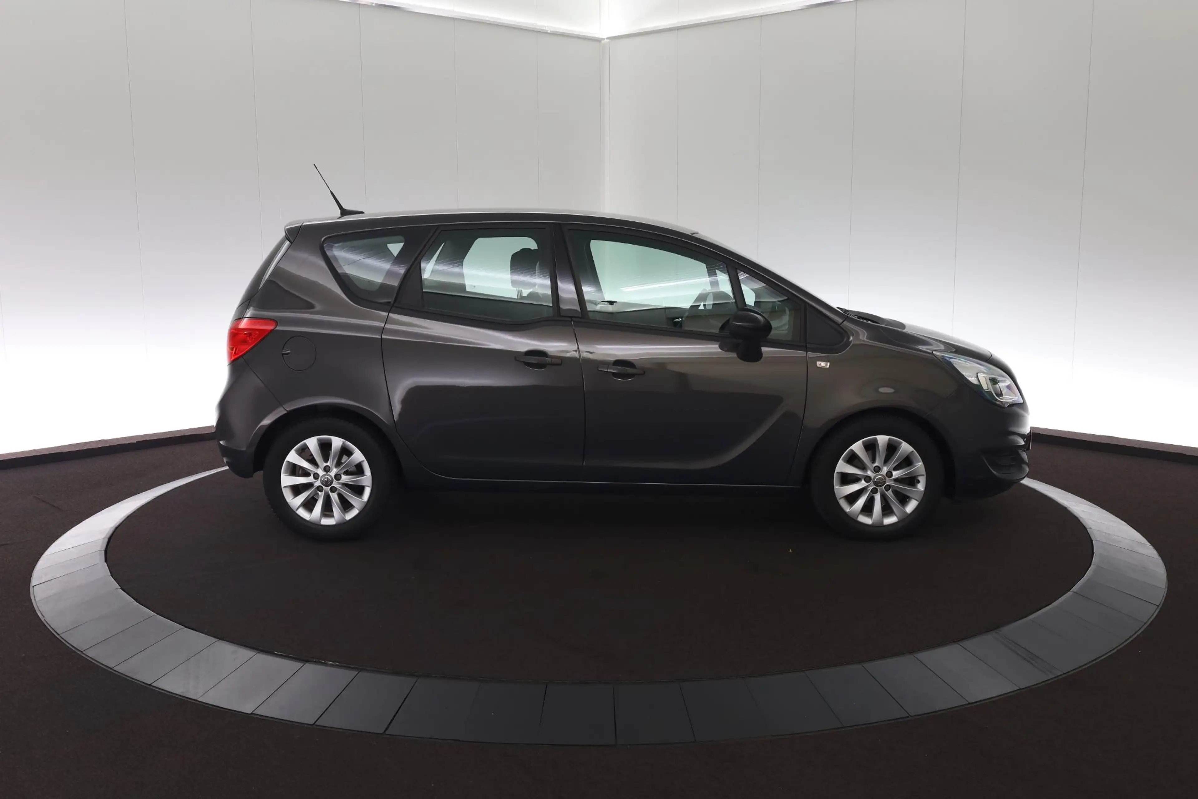 Opel Meriva 1.4 Cosmo — photo 7
