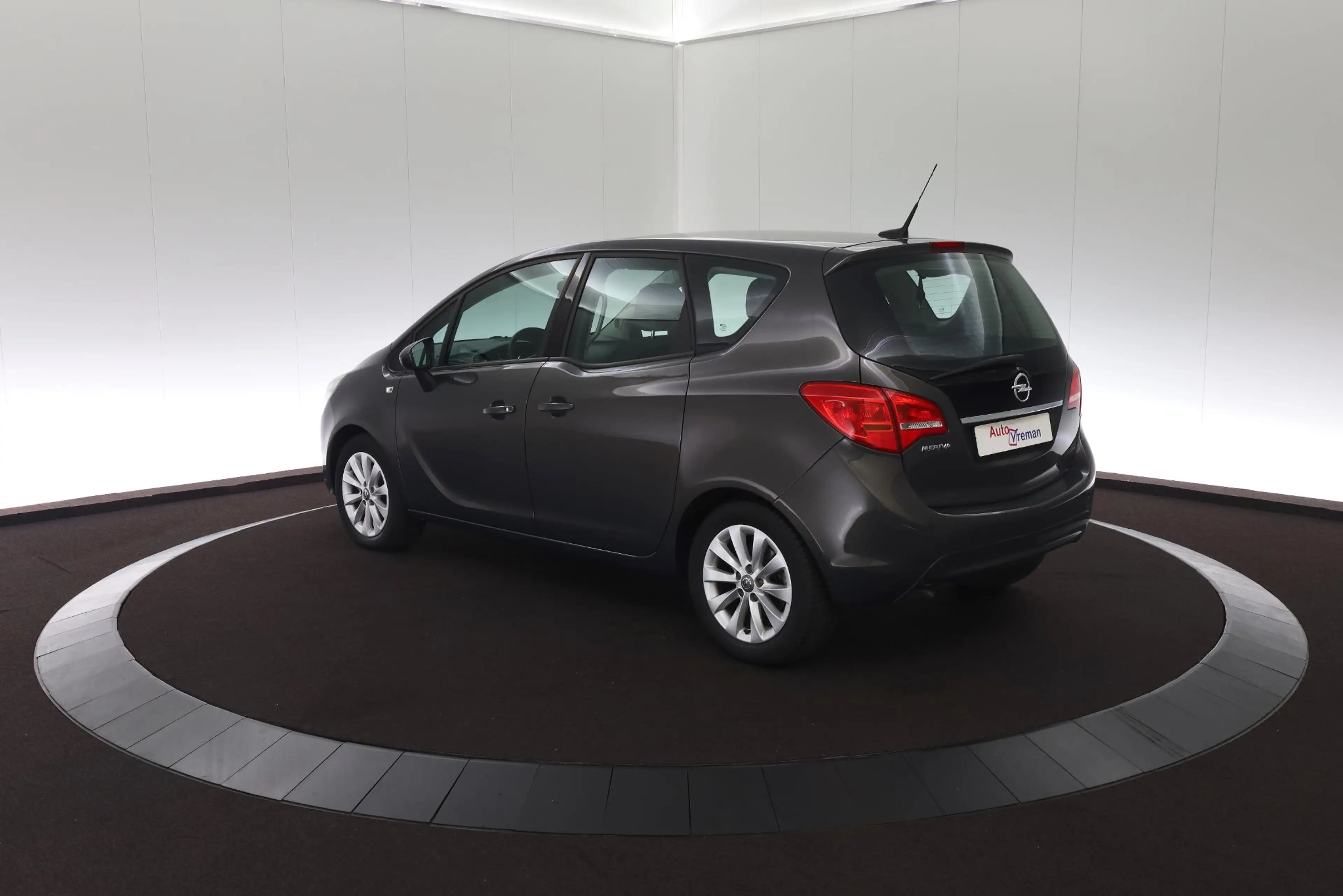 Opel Meriva 1.4 Cosmo — photo 4