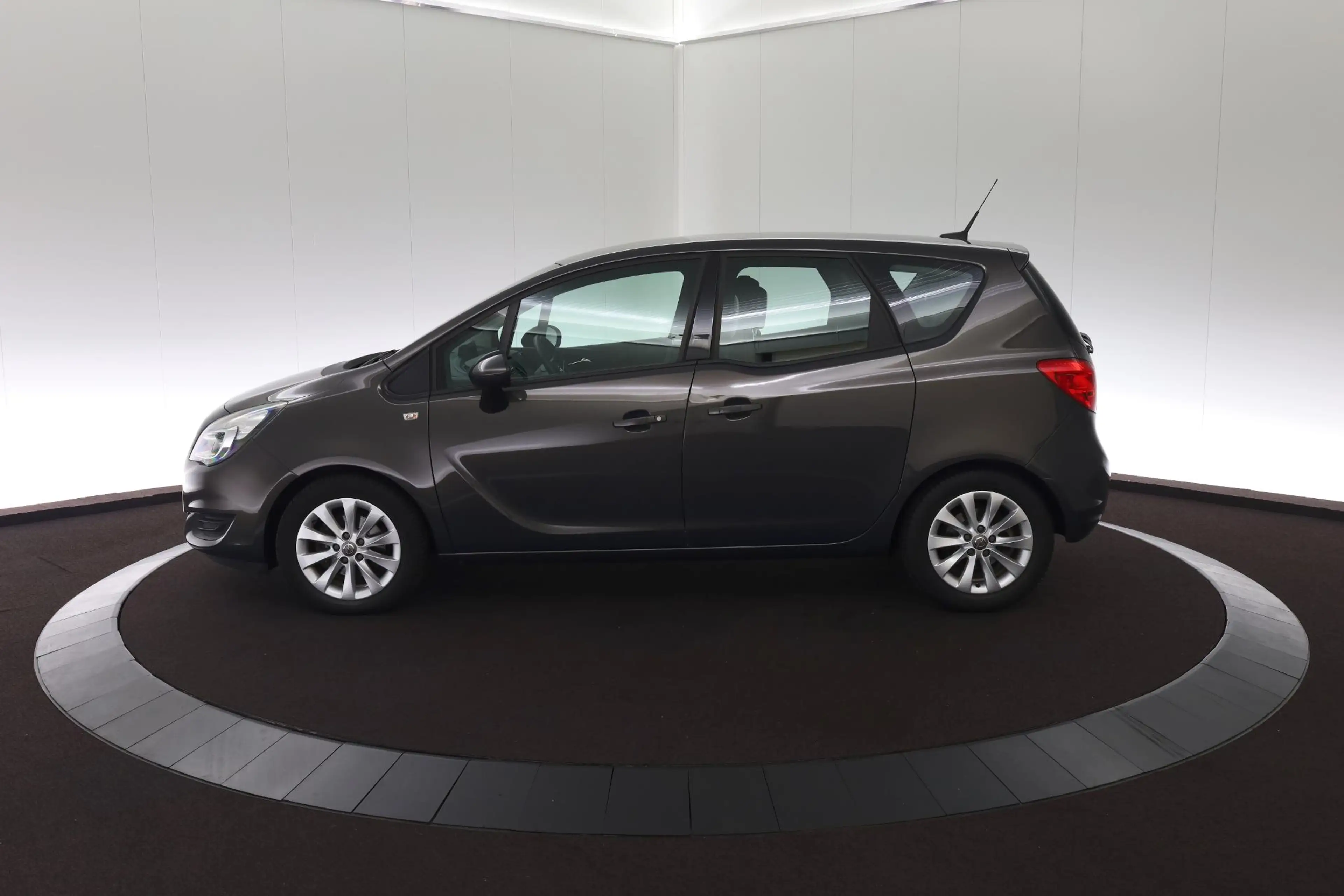 Opel Meriva 1.4 Cosmo — photo 3