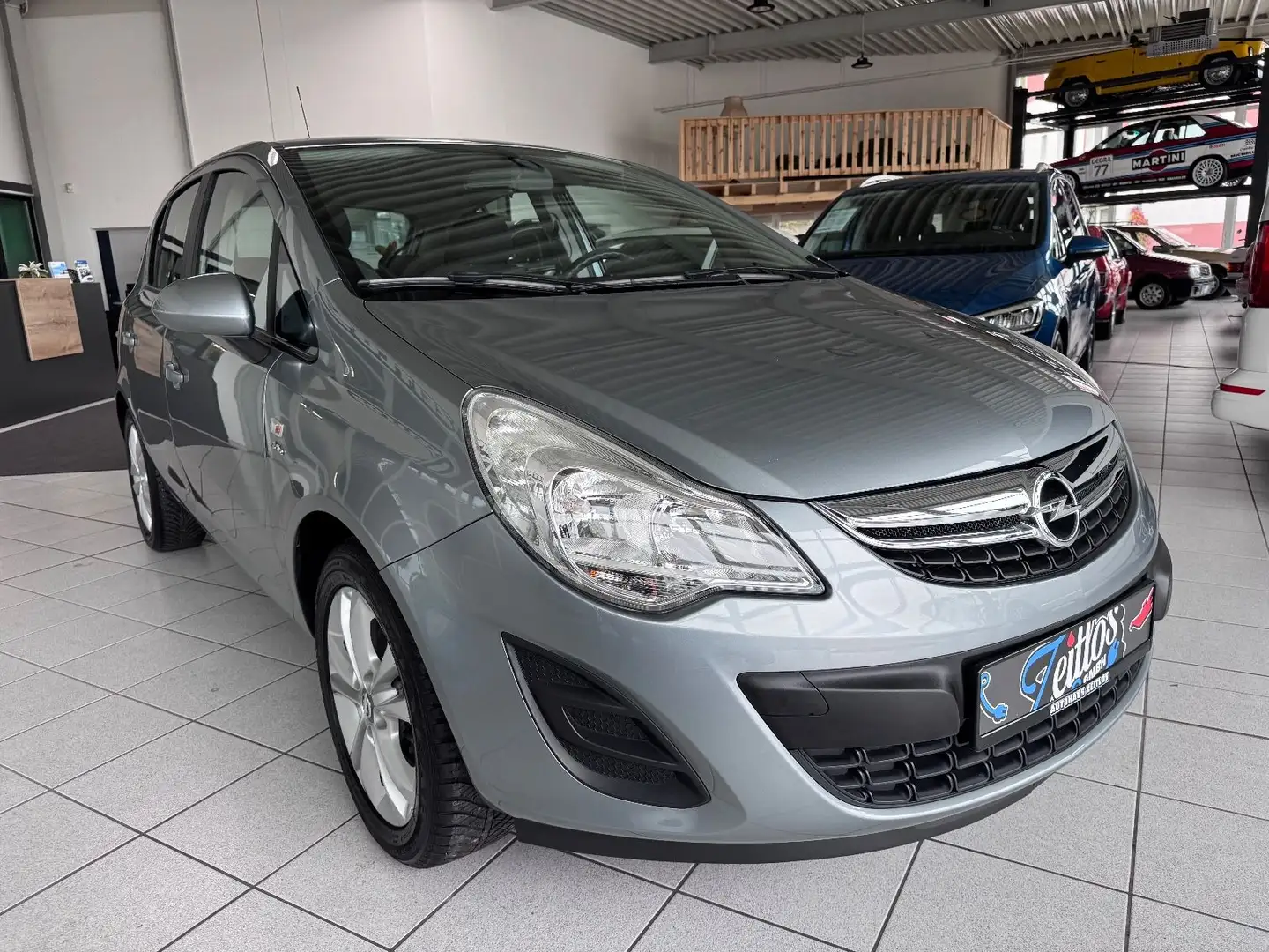 Opel Corsa D 1.4 16V Active 1HD*Klima*Navi*Bluetooth* Argent - 2