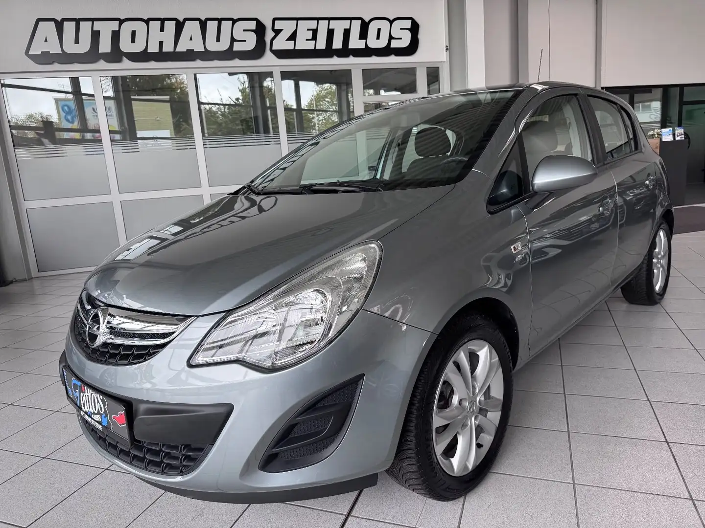 Opel Corsa D 1.4 16V Active 1HD*Klima*Navi*Bluetooth* Argent - 1