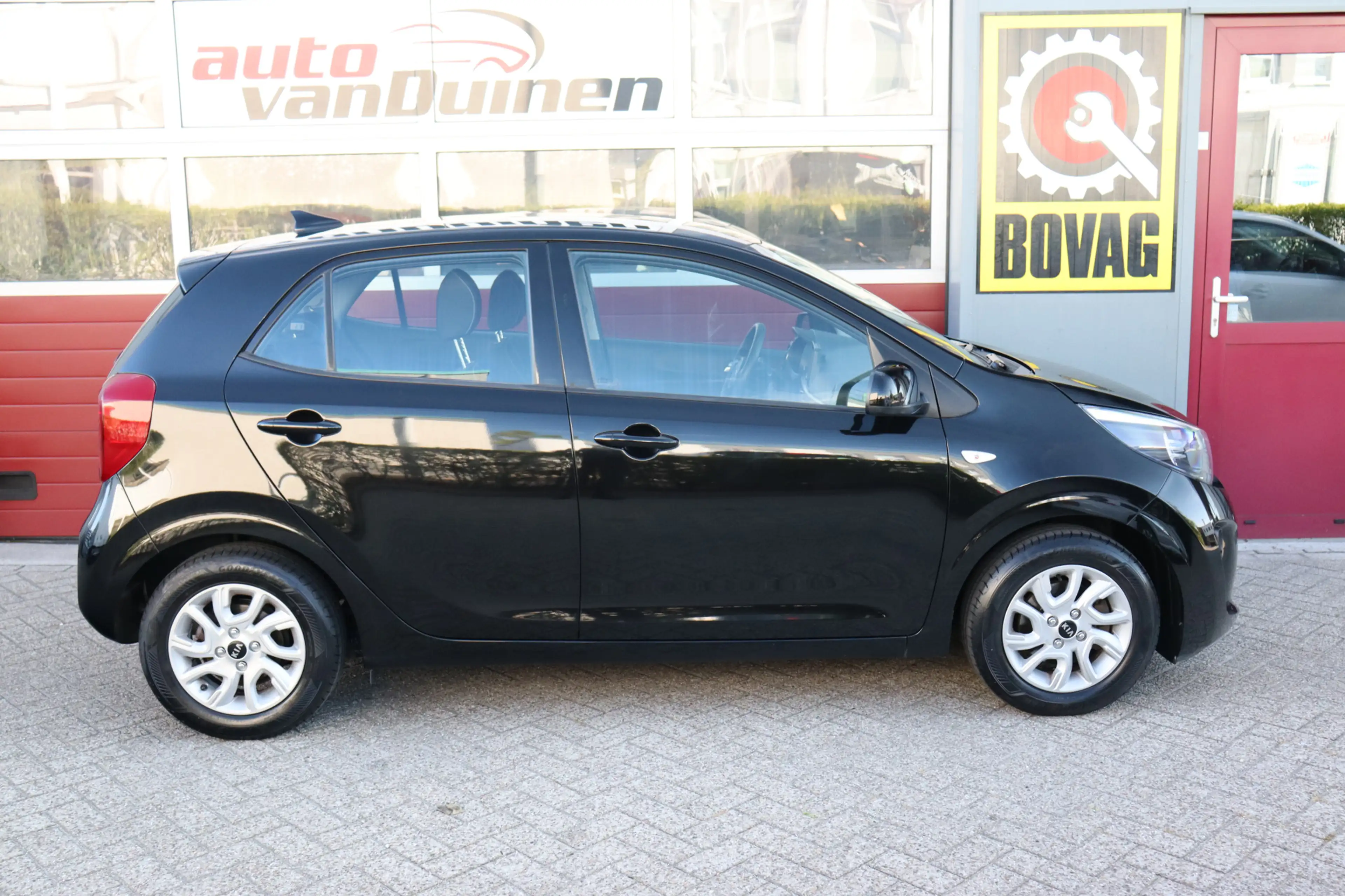 Kia Picanto 1.0 CVVT ComfortPlusLine Navigator O.a: Navi, Airc — photo 2