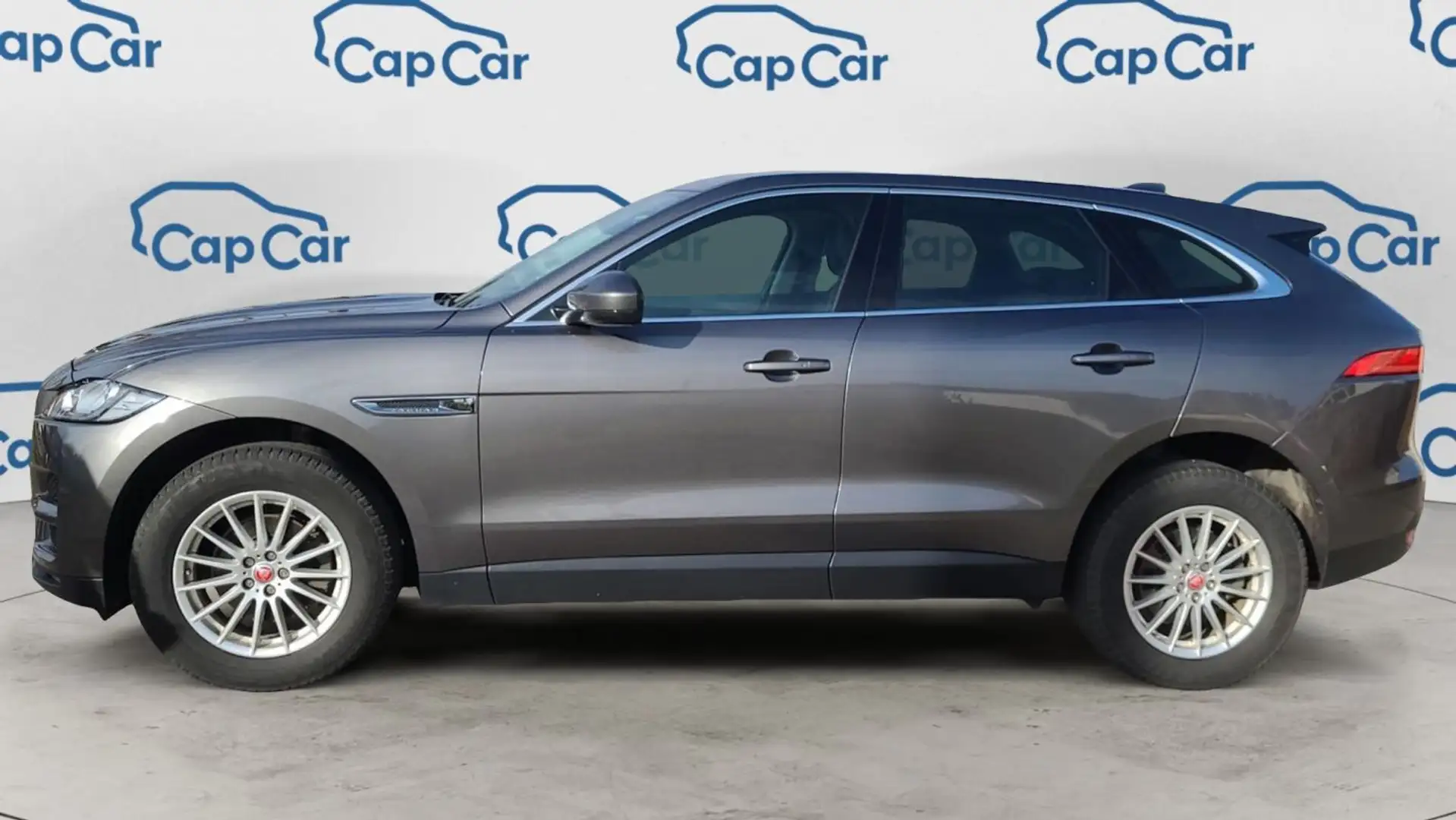 Jaguar F-Pace 2.0 d 180 AWD BVA8 Prestige - Automatique - 2