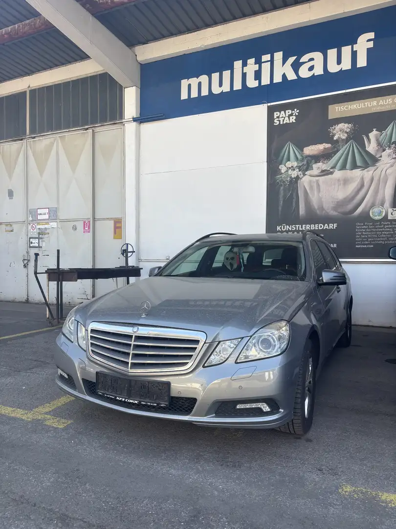 Mercedes-Benz E 220 T Avantgarde CDI Aut. - 1