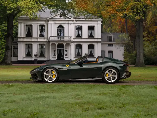 Ferrari 12Cilindri Spider 6.5 V12 | Verde British | Full spec! | Airb