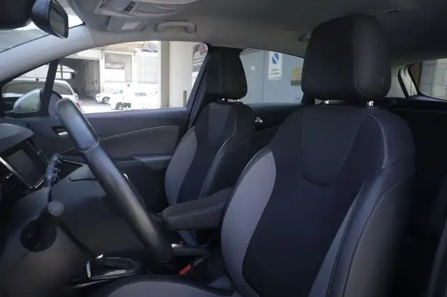 Opel Crossland X view 16